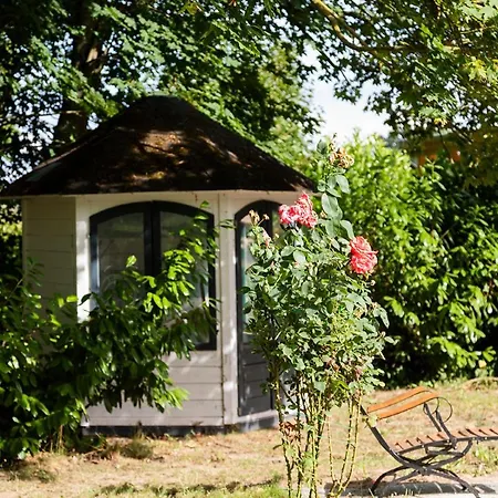 Gutshauszimmer Privatunterkunft Neu Gaarz